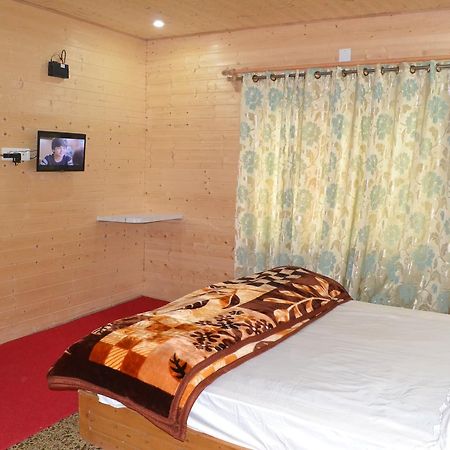 Hotel Grg Residency Σριναγκάρ Εξωτερικό φωτογραφία