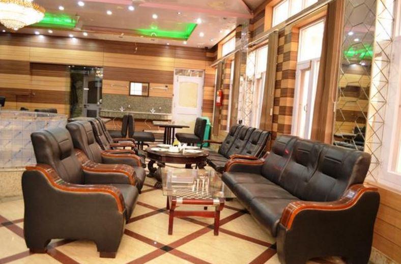 Hotel Grg Residency Σριναγκάρ Εξωτερικό φωτογραφία