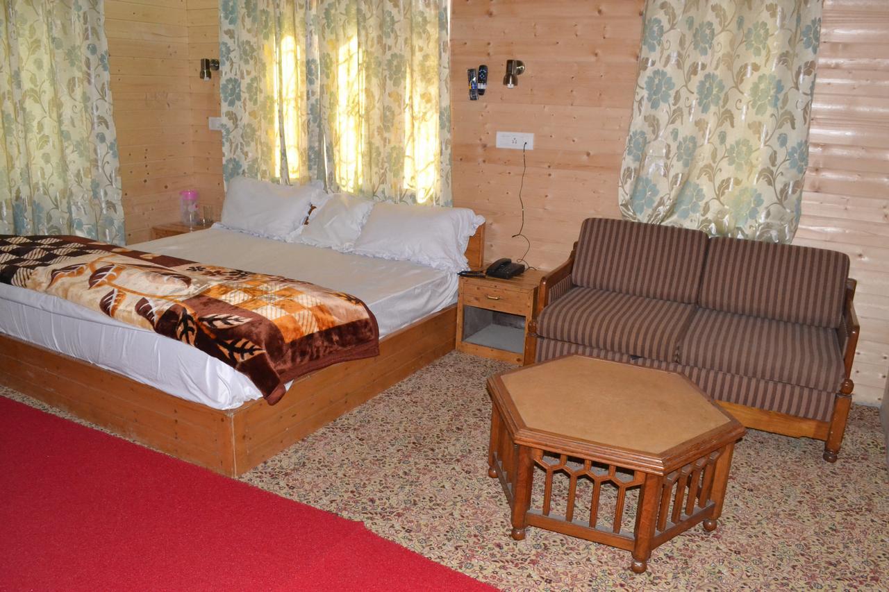 Hotel Grg Residency Σριναγκάρ Εξωτερικό φωτογραφία